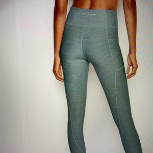 V.S  Nylon Performance Legging.
